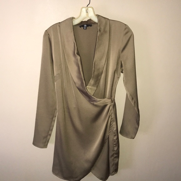 Missguided Satin Wrap Dress - Picture 2 of 5